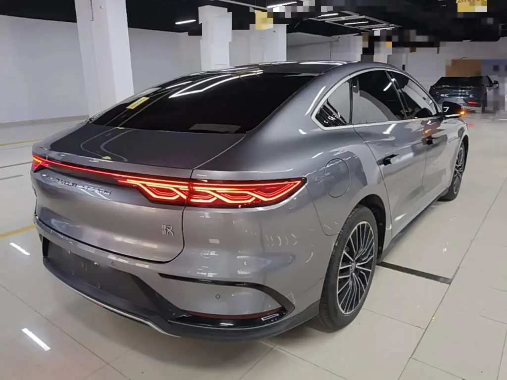 BYD Han 2022 — Photo 7/20