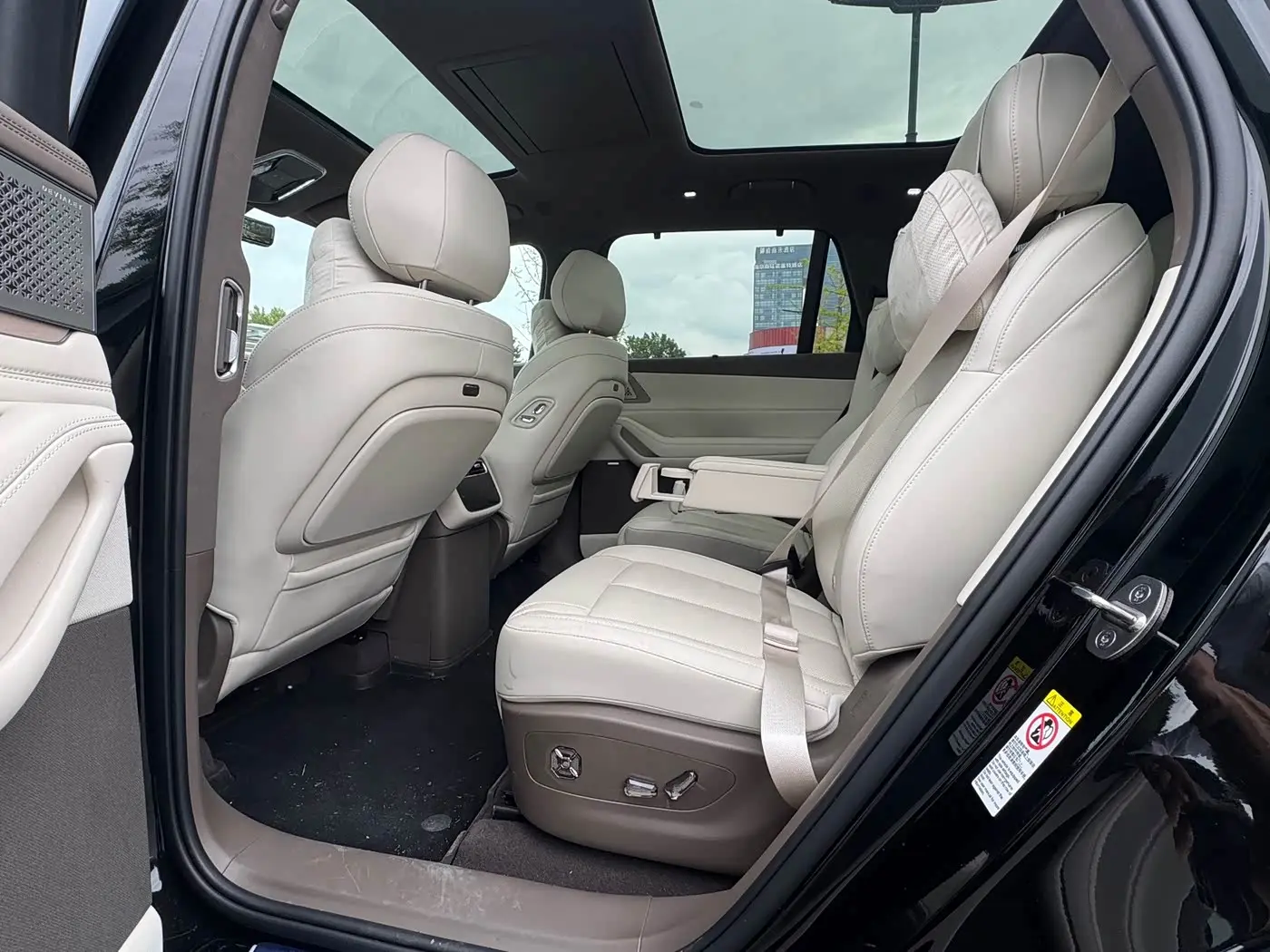 Denza N8L 2025 — Photo 11/20