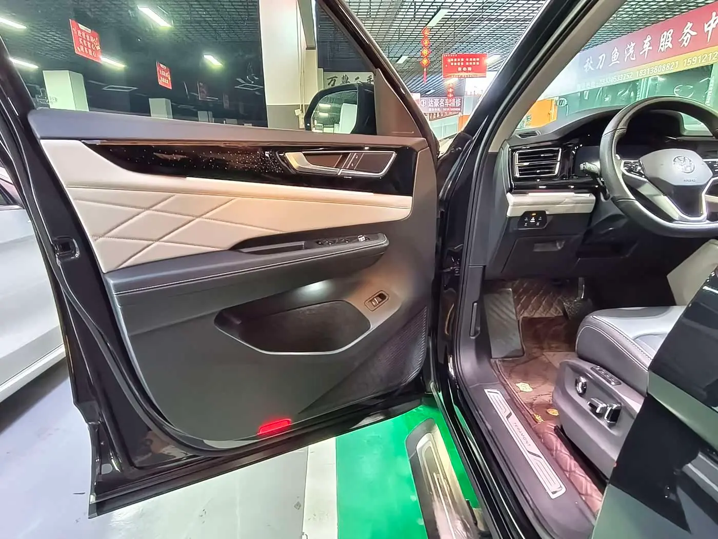 Volkswagen Teramont 2023 — Photo 10/19