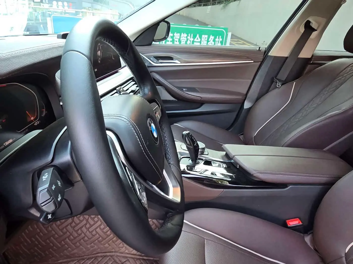 BMW 5 Series 2021 — Photo 10/20