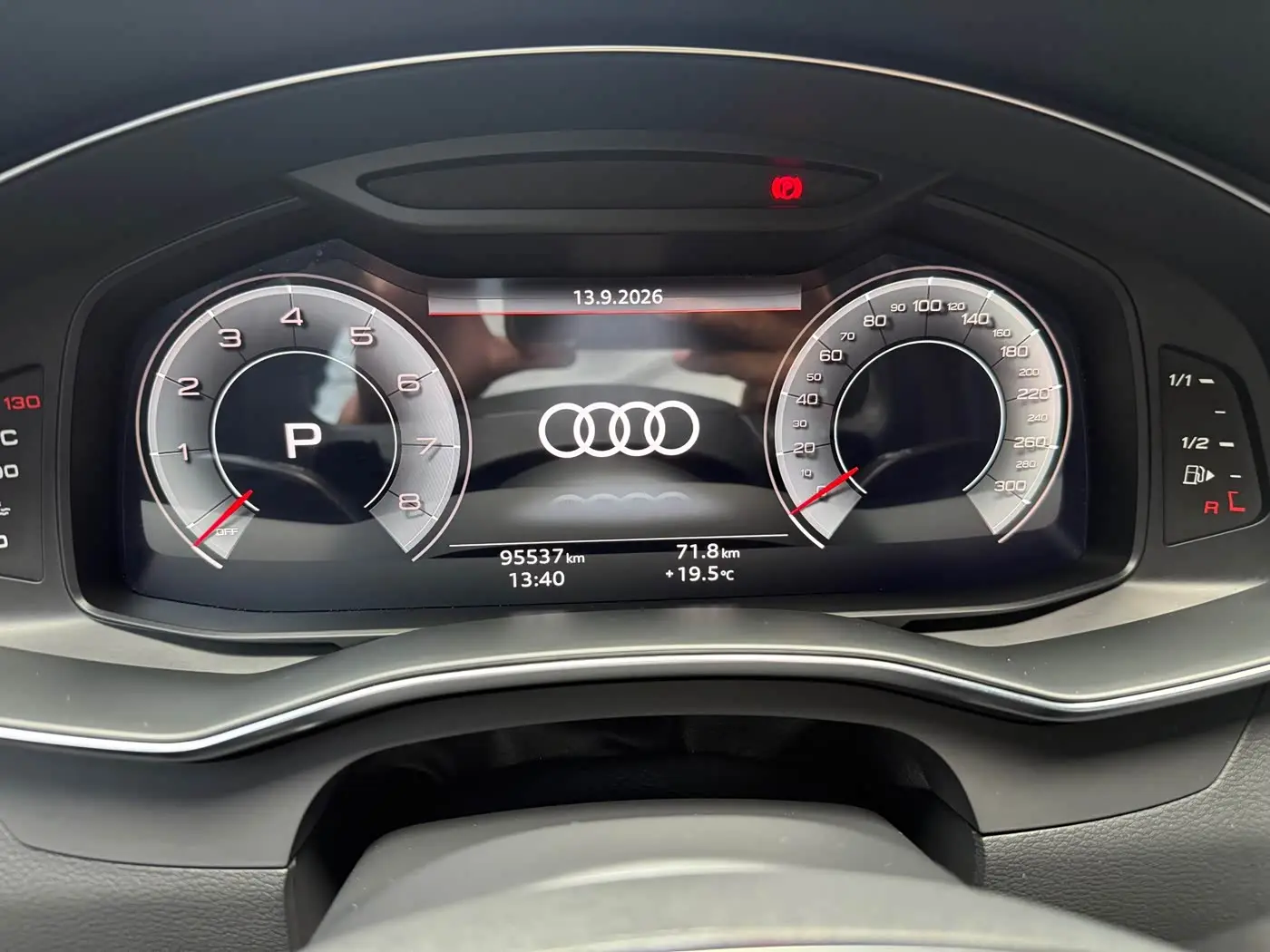 Audi A6L 2021 — Фото 12/16