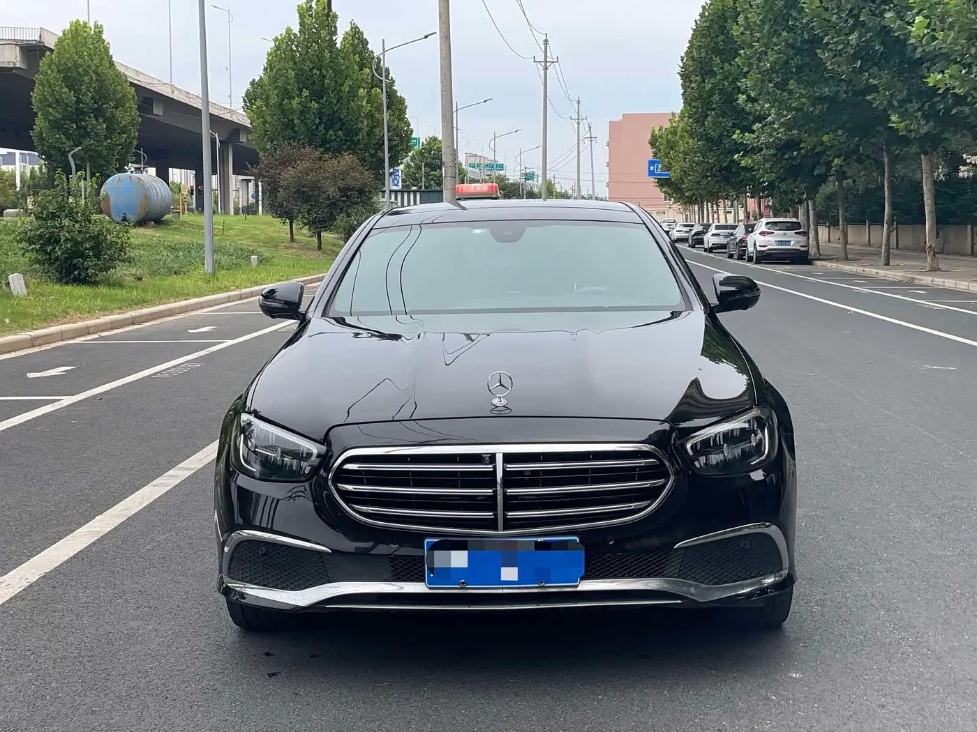 Mercedes-Benz E-Class 2022 — Фото 2/9