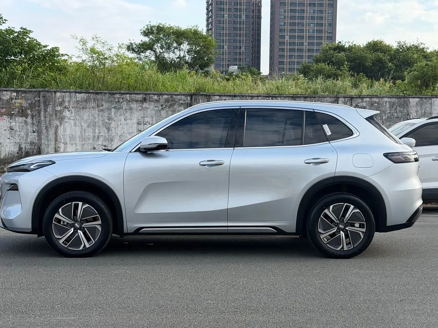 Geely Galaxy Galaxy Starship 7 EM-i 2025 — Şəkil 10/13