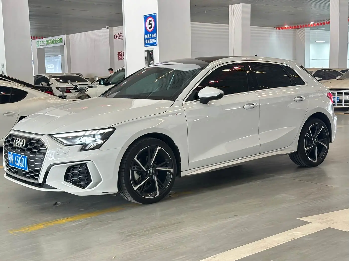 Audi A3 2023 — Photo 1/11