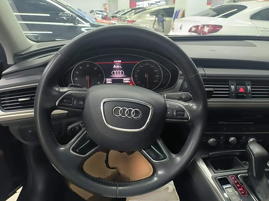 Audi A6L 2018 — Фото 7/20