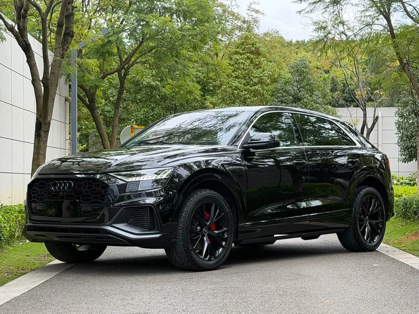 Audi Q8, 2022