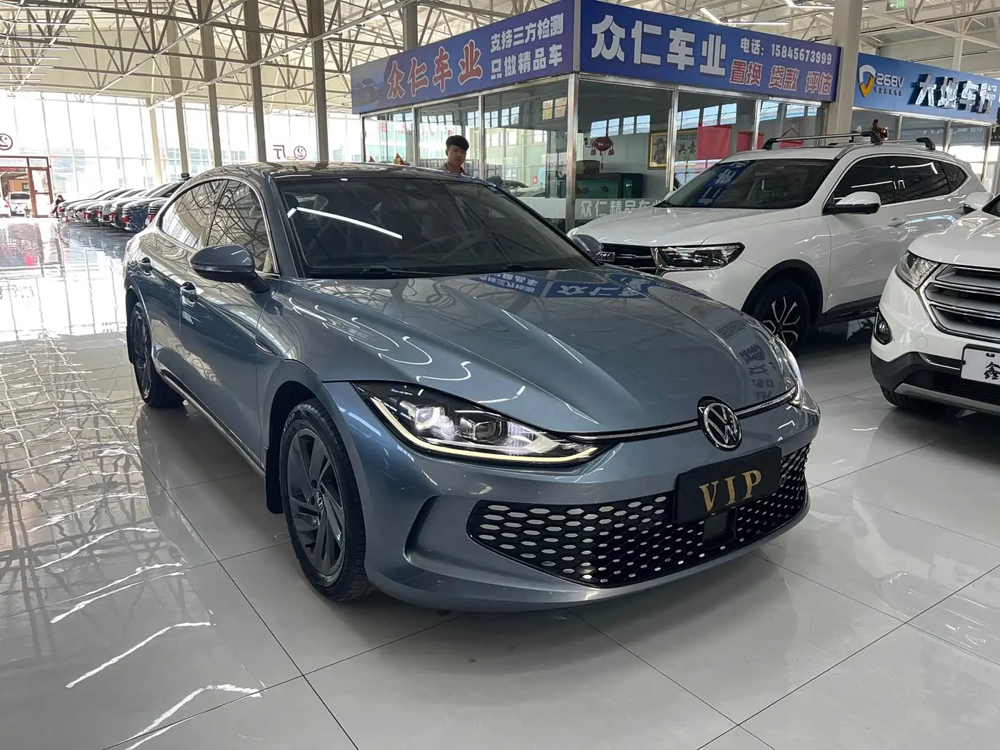 Volkswagen Lamando 2023 — Photo 3/20