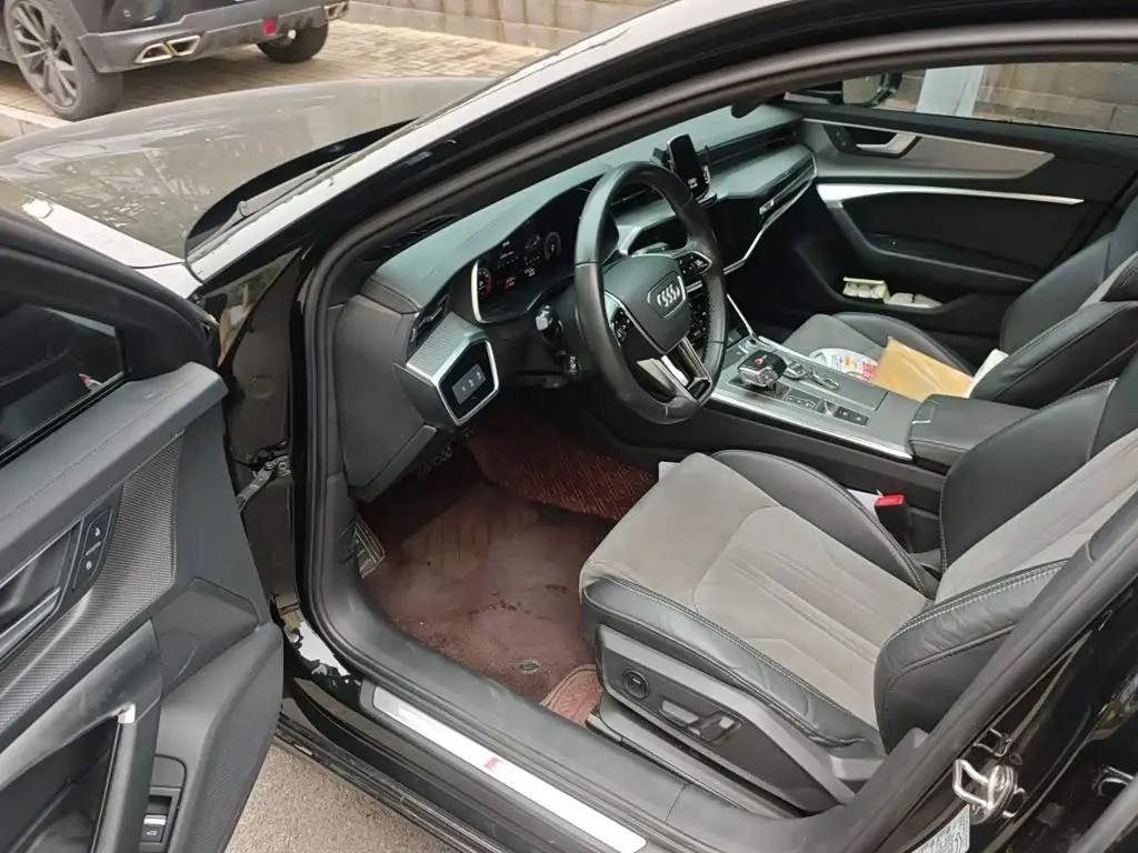 Audi A6L 2022 — Photo 14/20