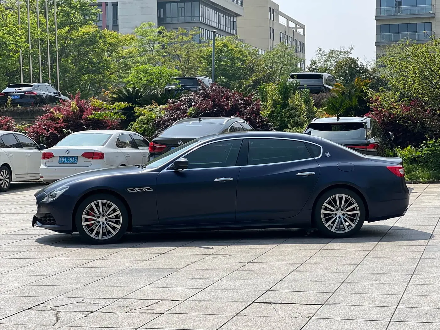 Maserati Quattroporte 2019 — ფოტო 4/11