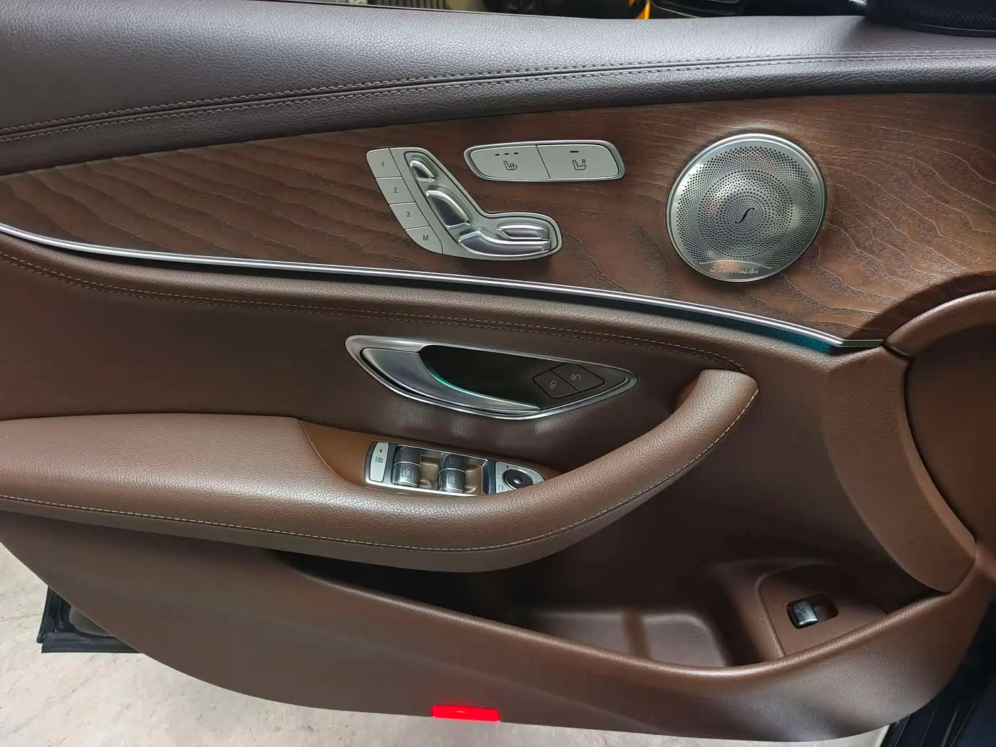 Mercedes-Benz E-Class 2018 — Фото 7/17