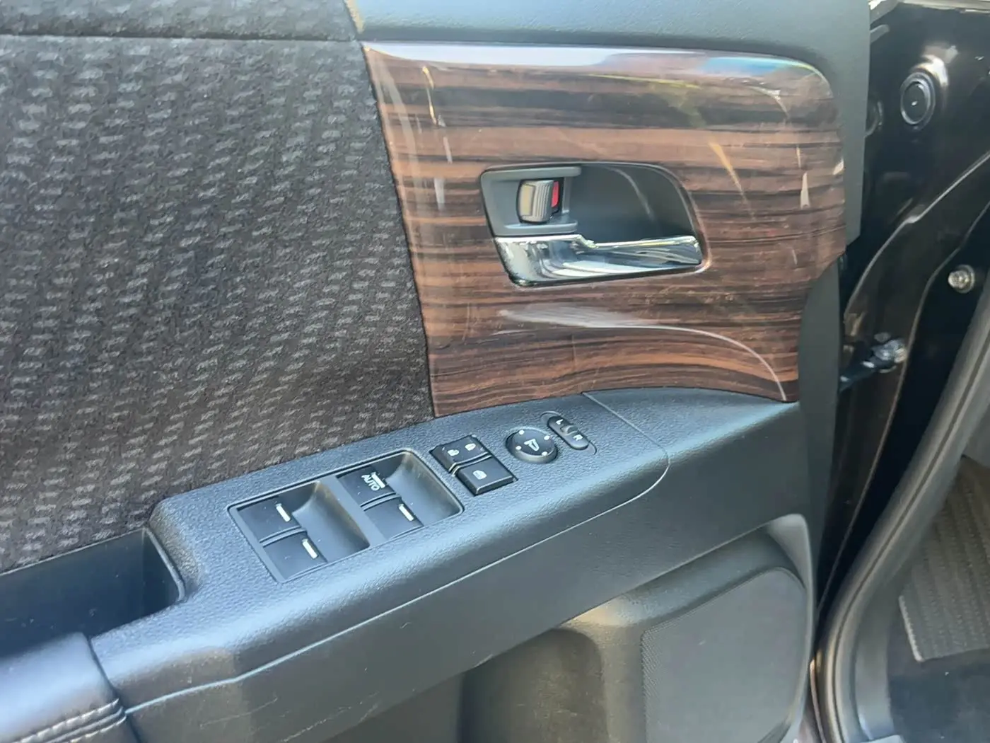 Honda Elysion 2019 — Photo 13/17