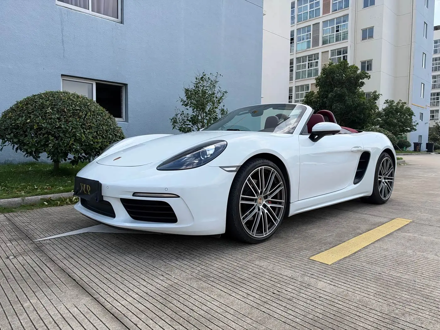 Porsche 718 2018 — Photo 1/20