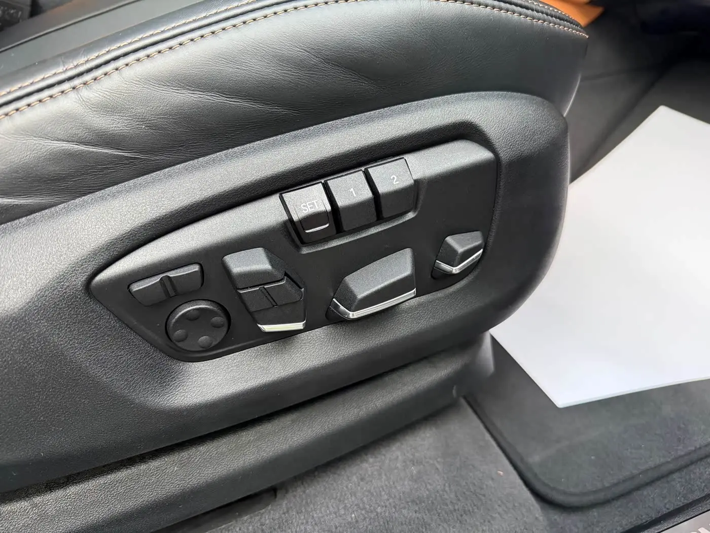 BMW X6 2018 — Photo 17/20