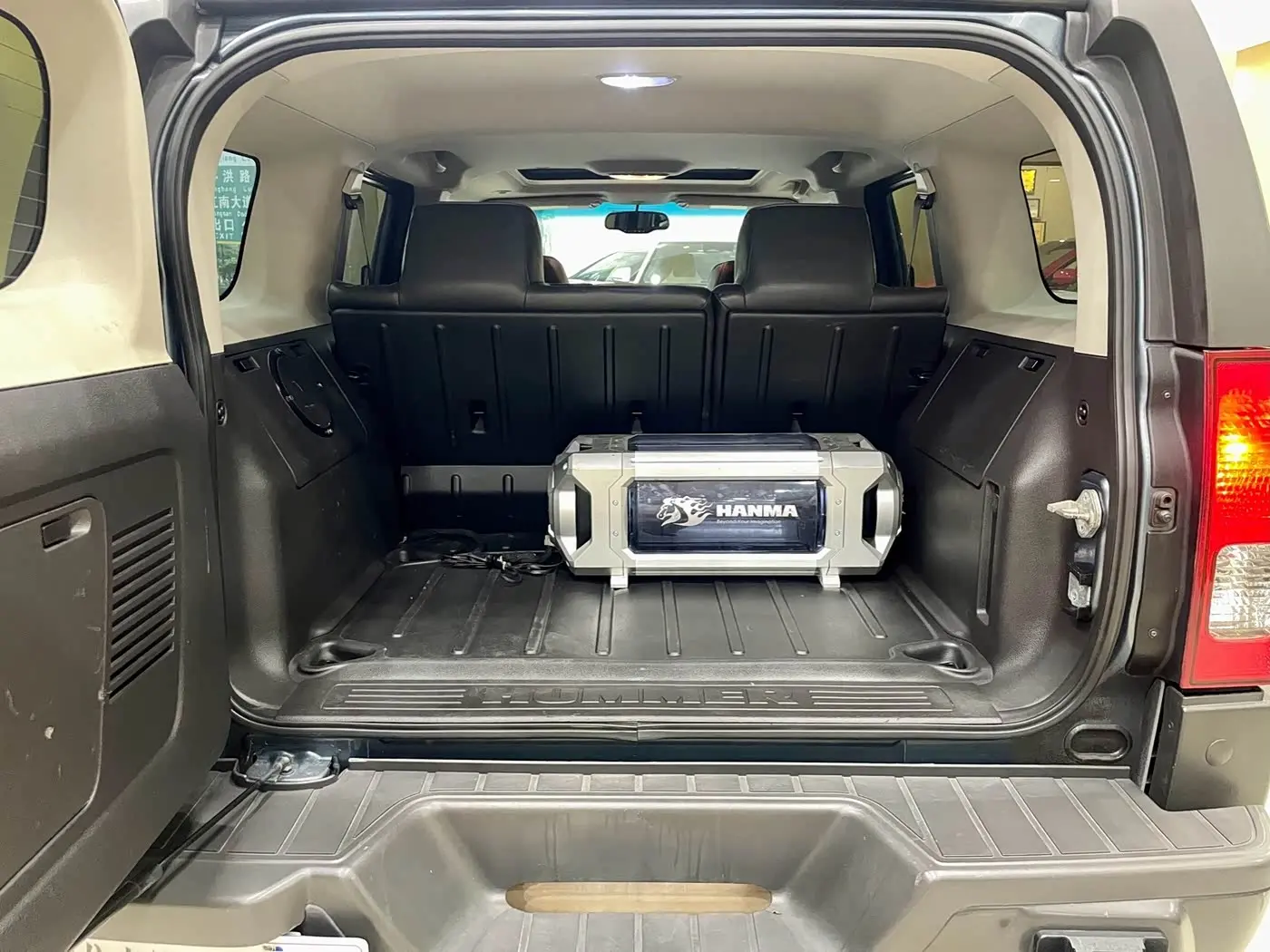 Hummer H3 2006 — Photo 18/20