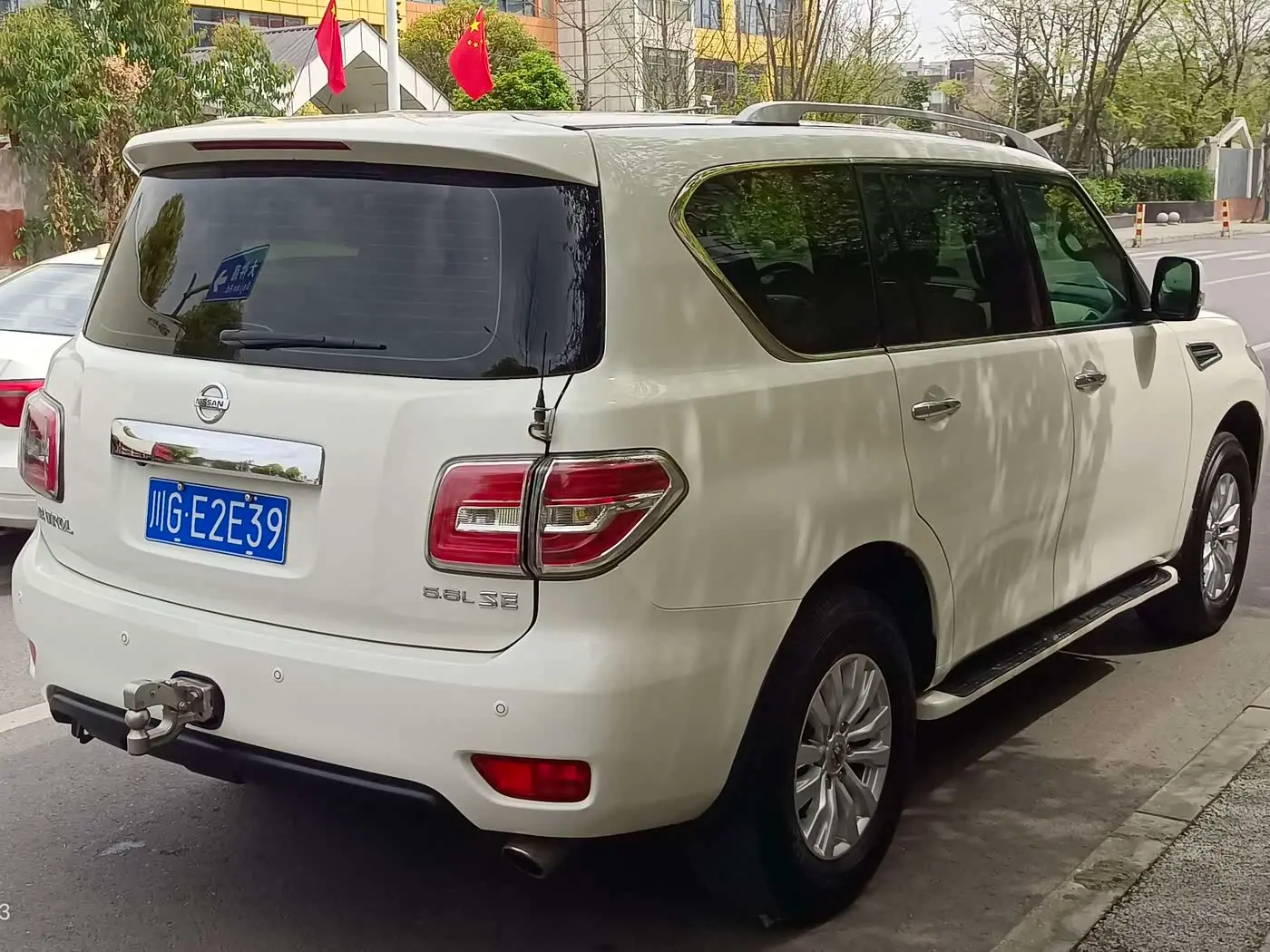 Nissan Patrol 2017 — Photo 12/12