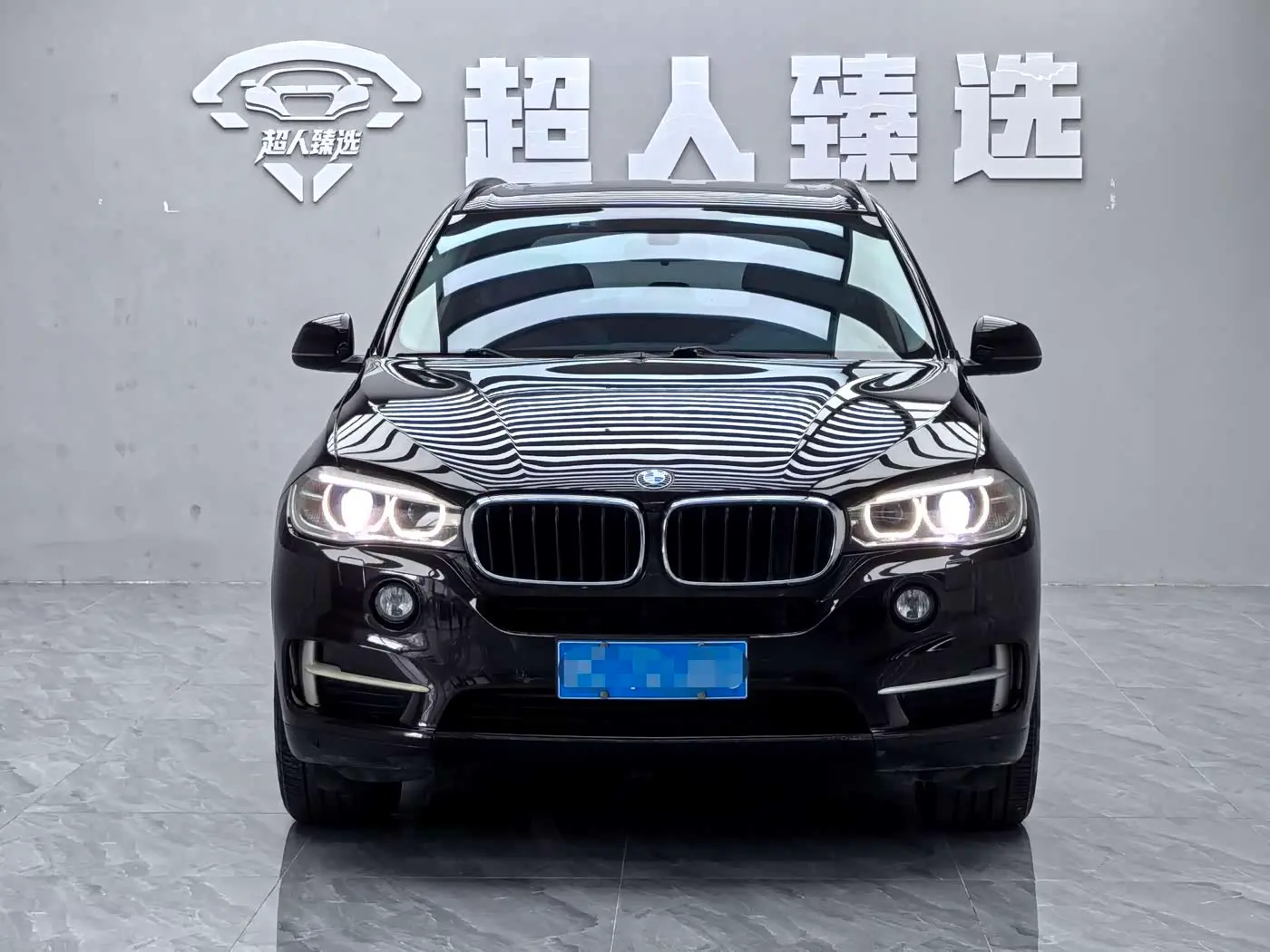 BMW X5 2015 — Фото 2/15