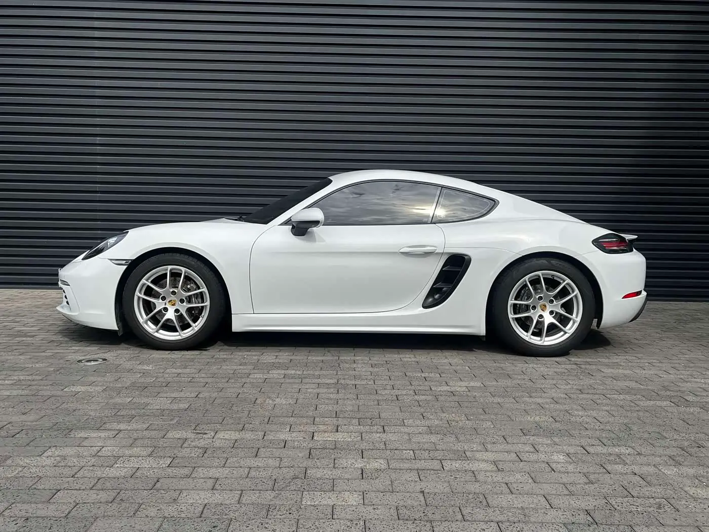 Porsche 718 2023 — Photo 5/19
