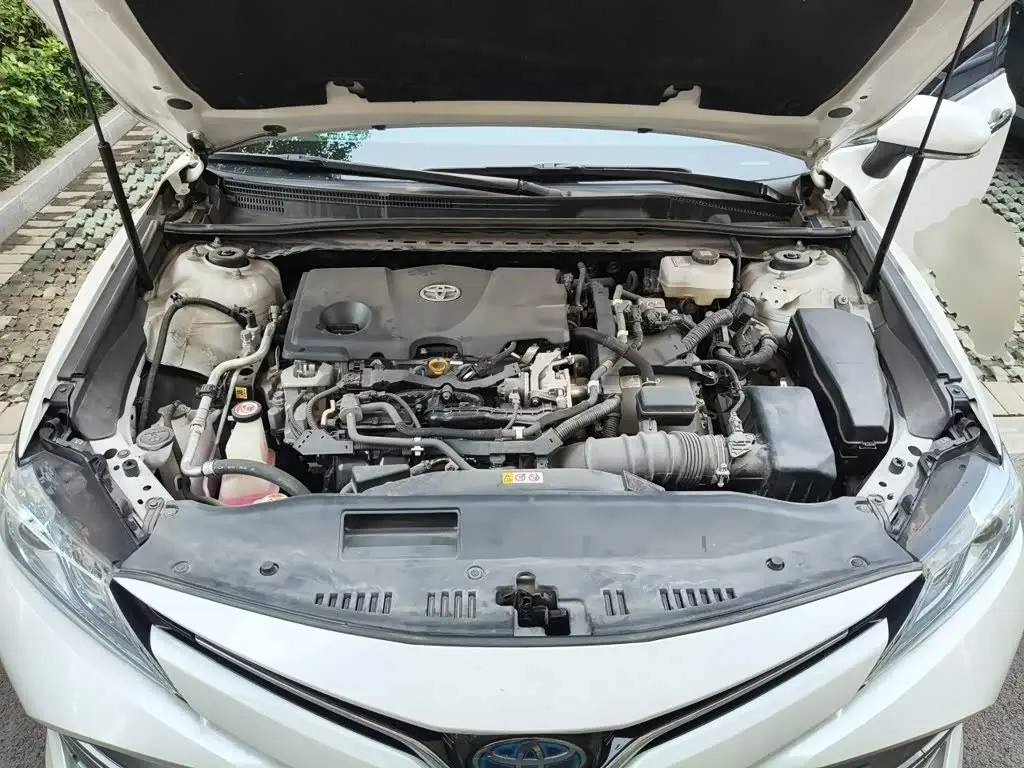 Toyota Camry 2021 — Şəkil 16/20