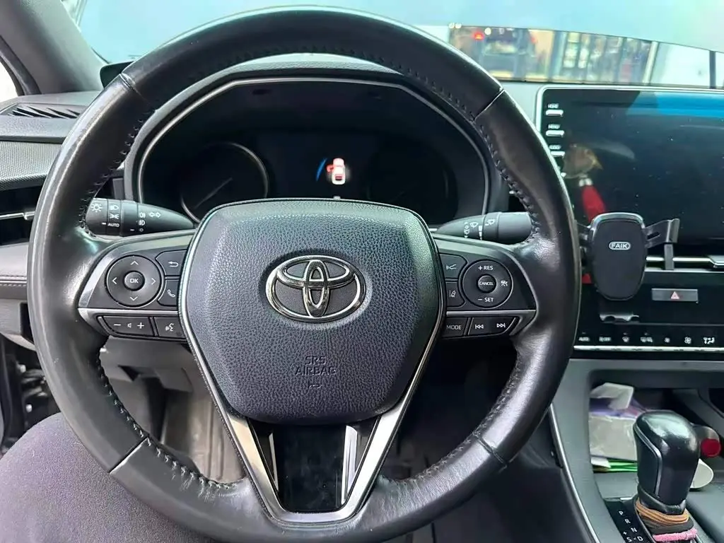 Toyota Avalon 2020 — Photo 6/7