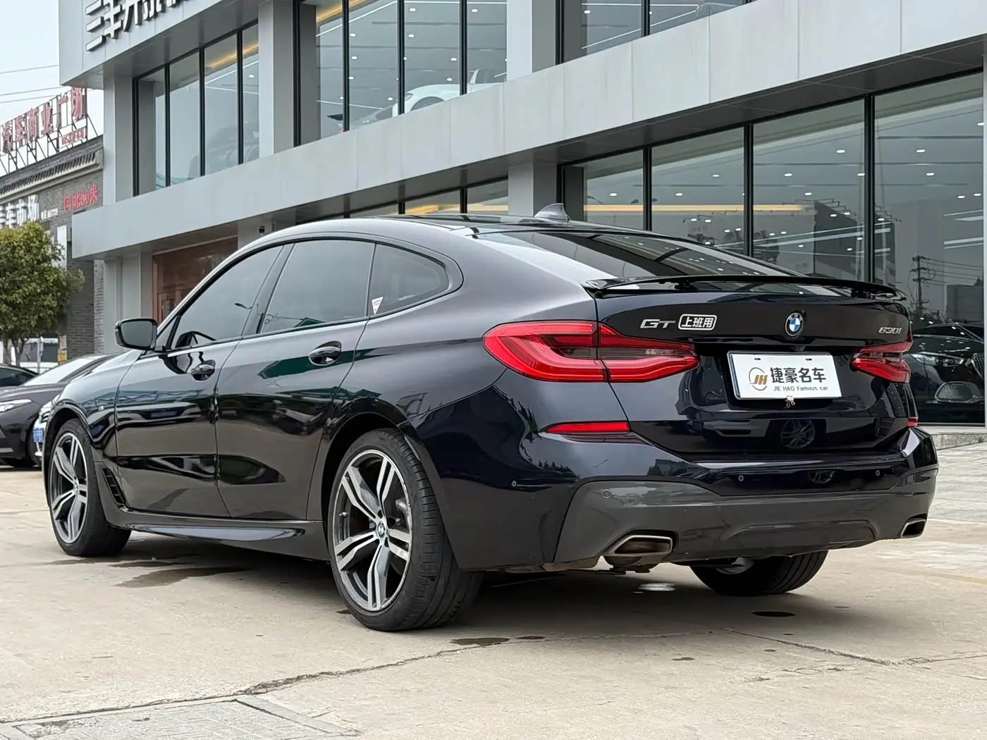 BMW 6 Series GT 2022 — Фото 8/9