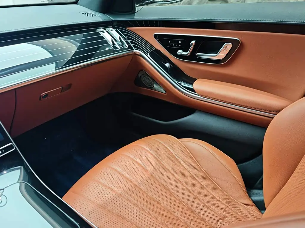 Mercedes-Benz S-Class 2023 — Фото 17/19