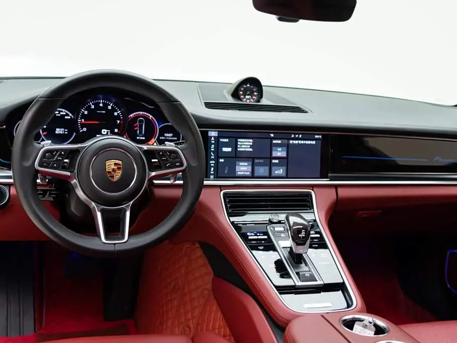 Porsche Panamera 2020 — Photo 13/20