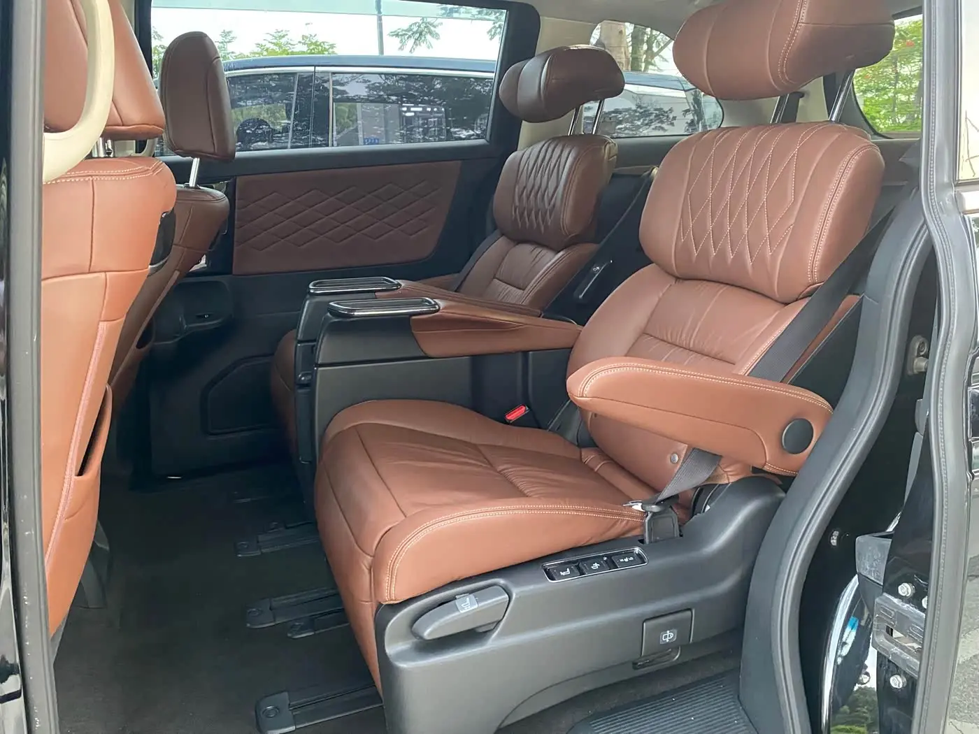 Honda Elysion 2020 — Photo 11/20