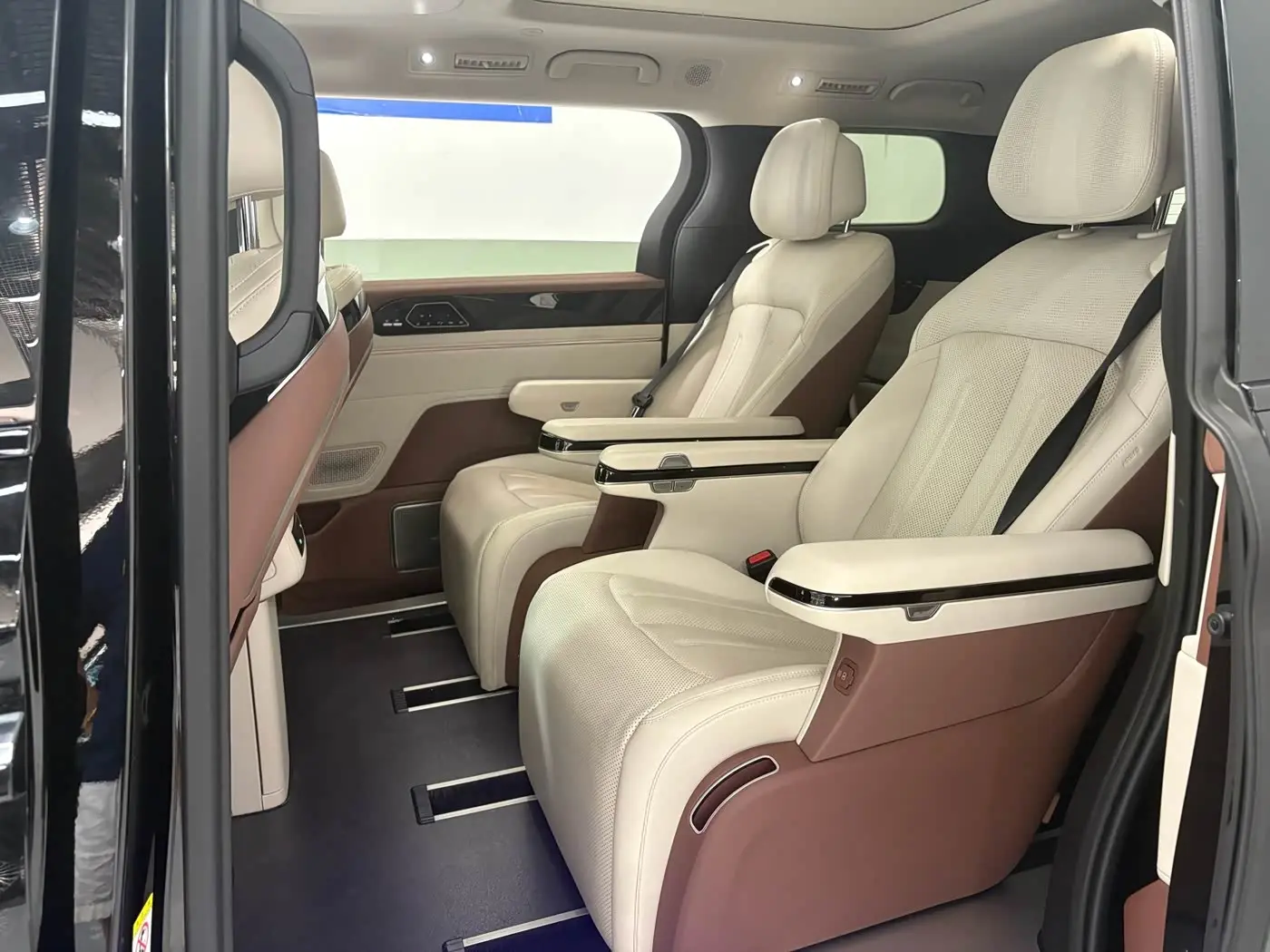 BYD Xia 2025 — Photo 8/20