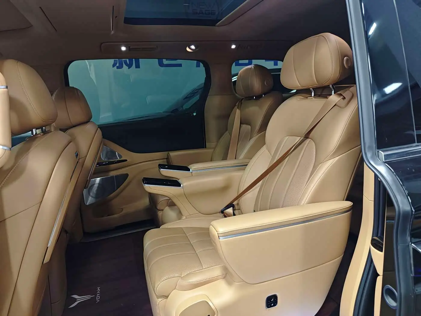 Voyah Auto Voyah Dreamer 2025 — Photo 7/10