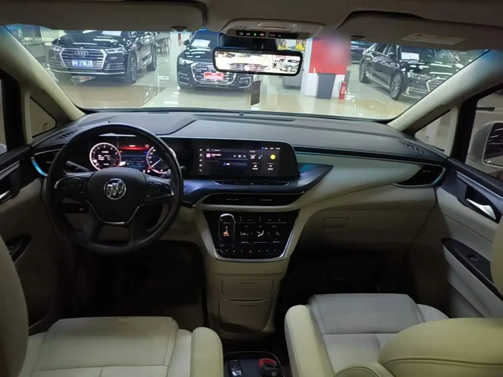 Buick GL8 2022 — Photo 10/20