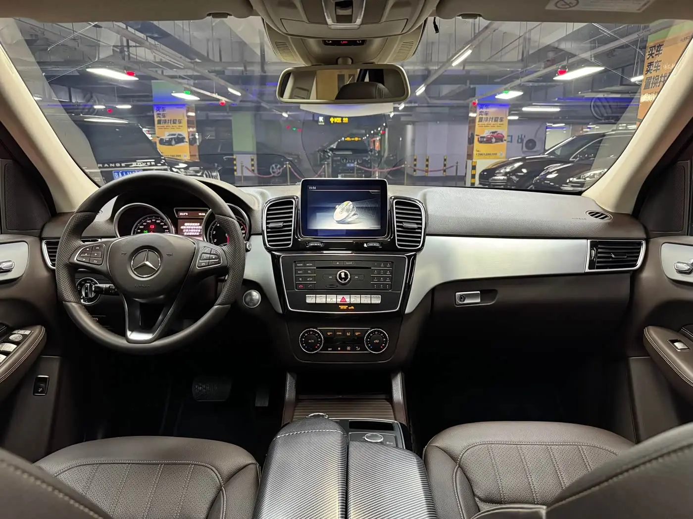 Mercedes-Benz GLE 2016 — Photo 18/20