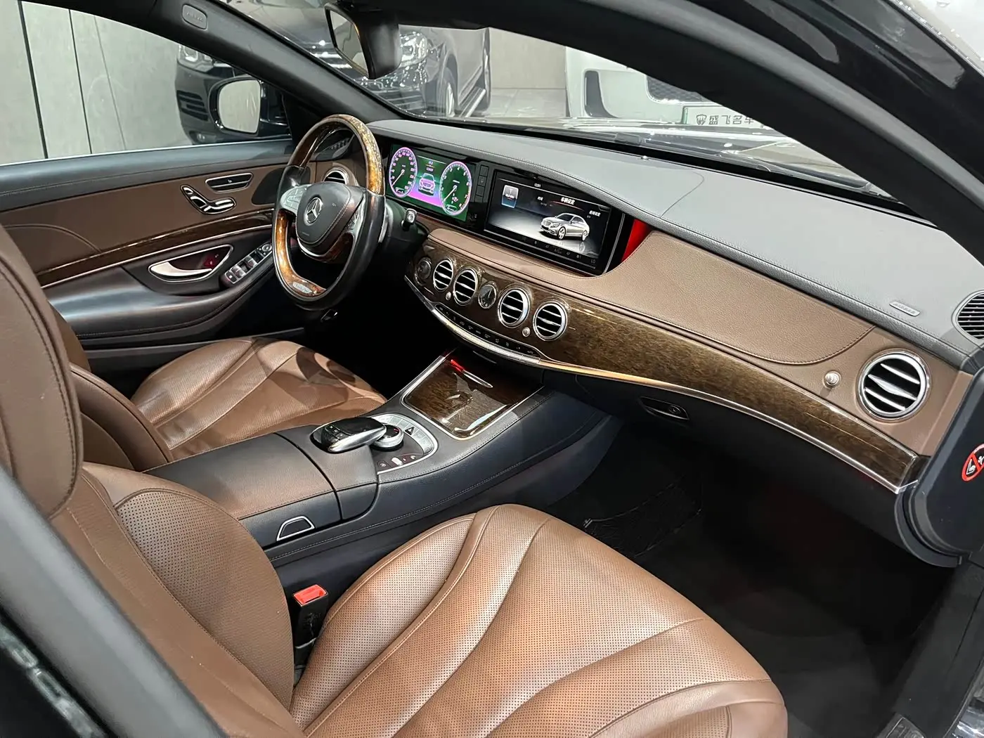 Mercedes-Benz S-Class 2014 — Photo 15/20