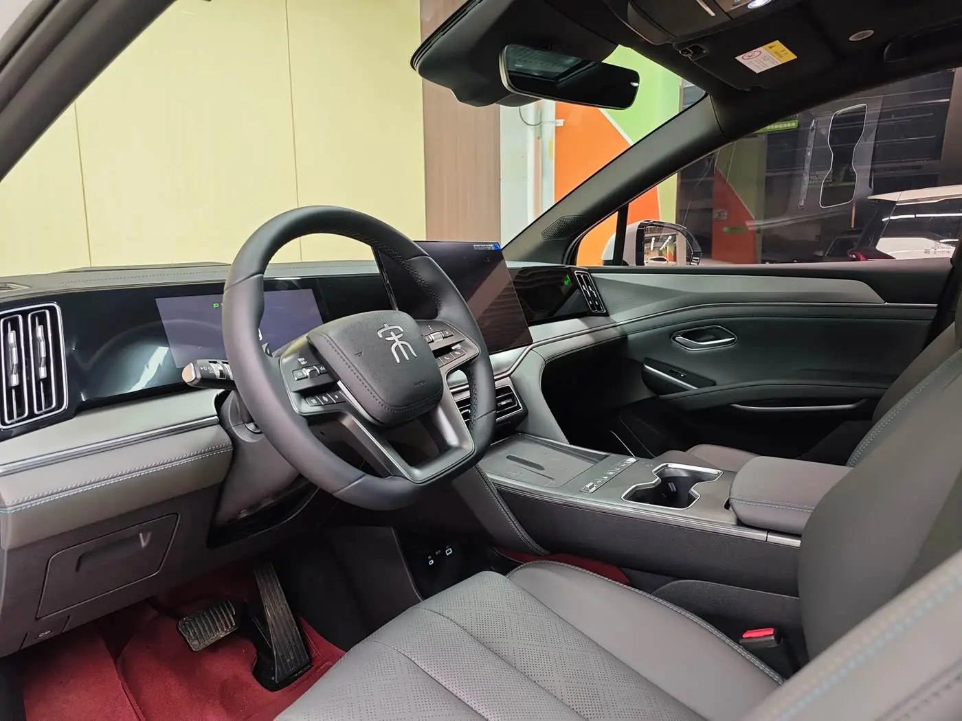 BYD Song L DM-i 2025 — Şəkil 7/17