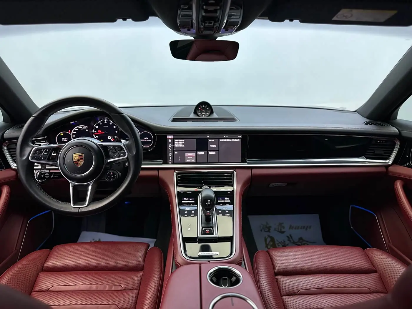 Porsche Panamera 2019 — Şəkil 11/20