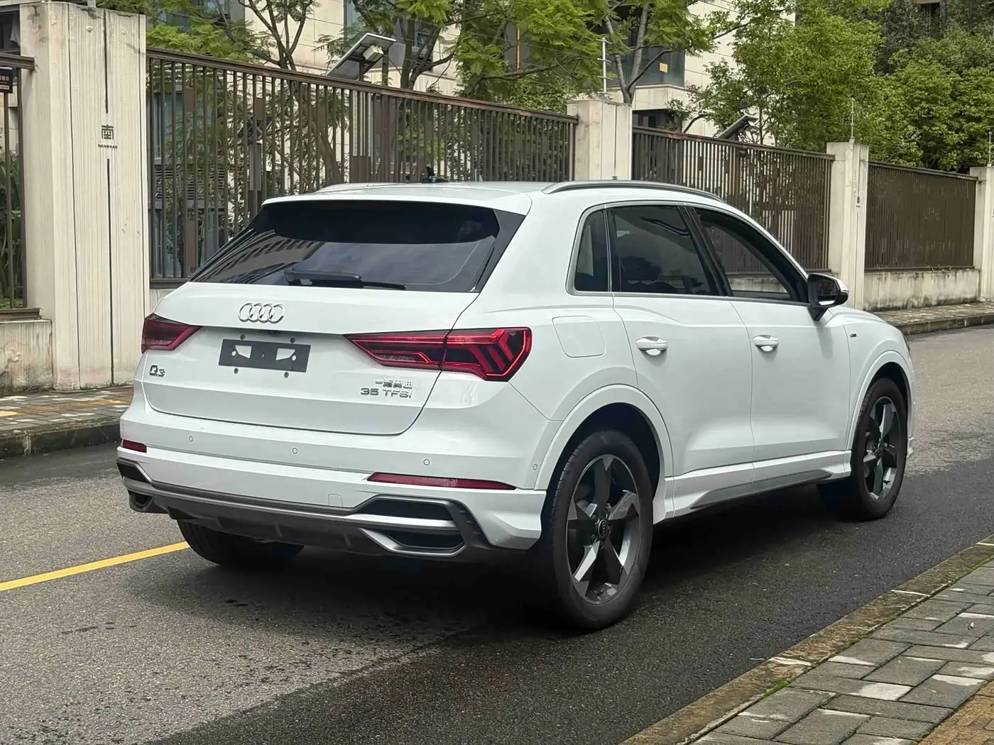 Audi Q3 2021 — Photo 16/20