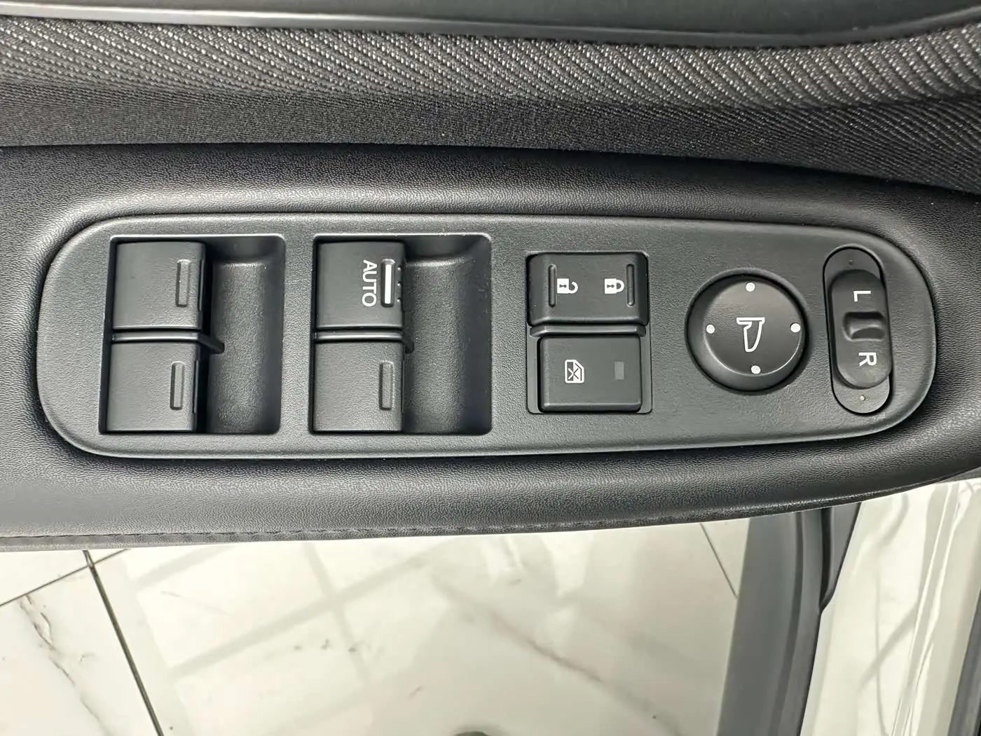 Honda Vezel 2022 — Şəkil 10/16