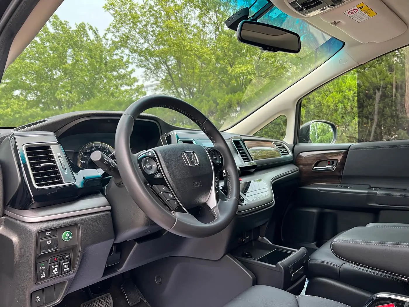 Honda Elysion 2019 — Photo 16/20