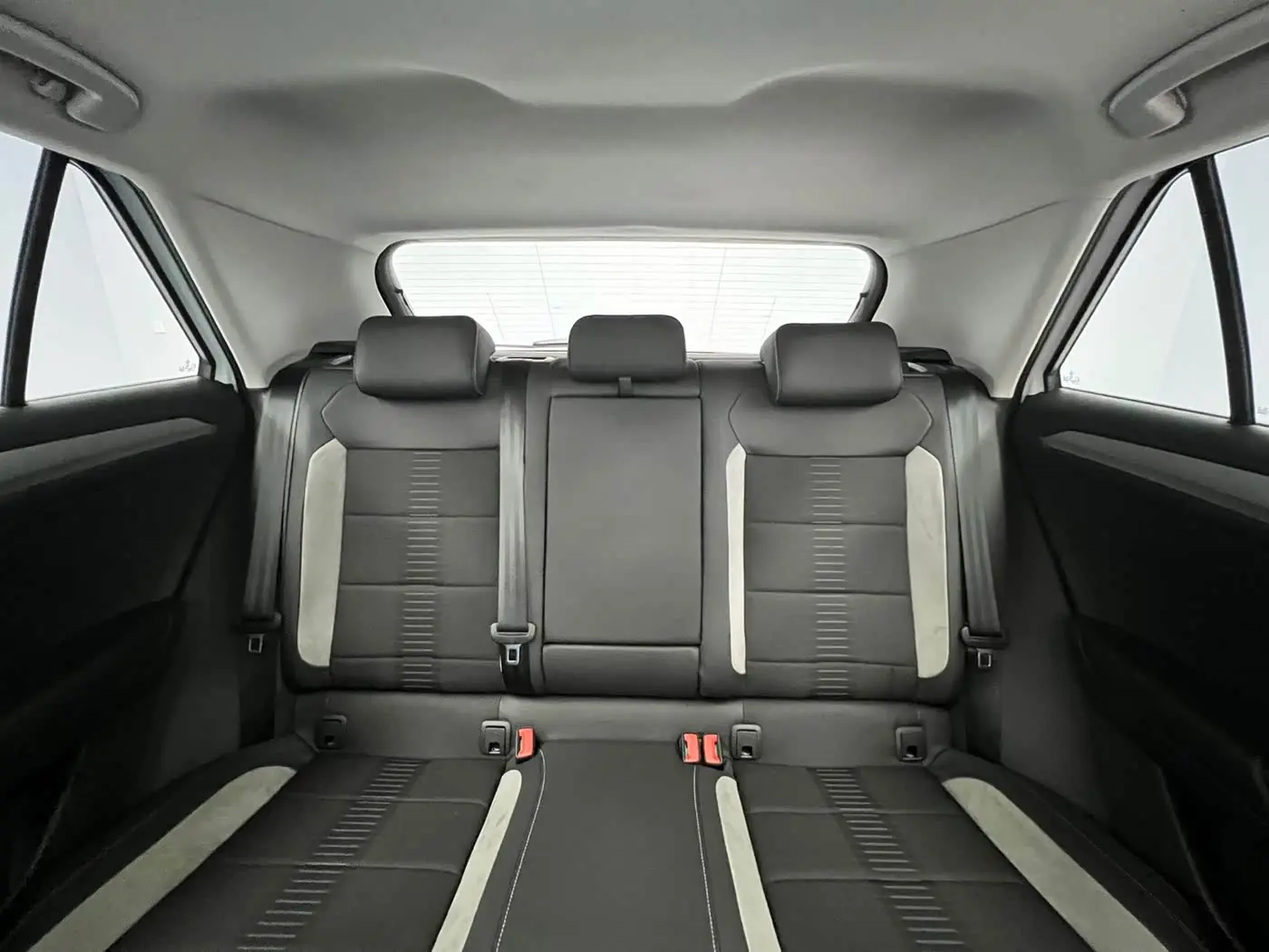 Volkswagen T-ROC 2022 — Photo 16/20