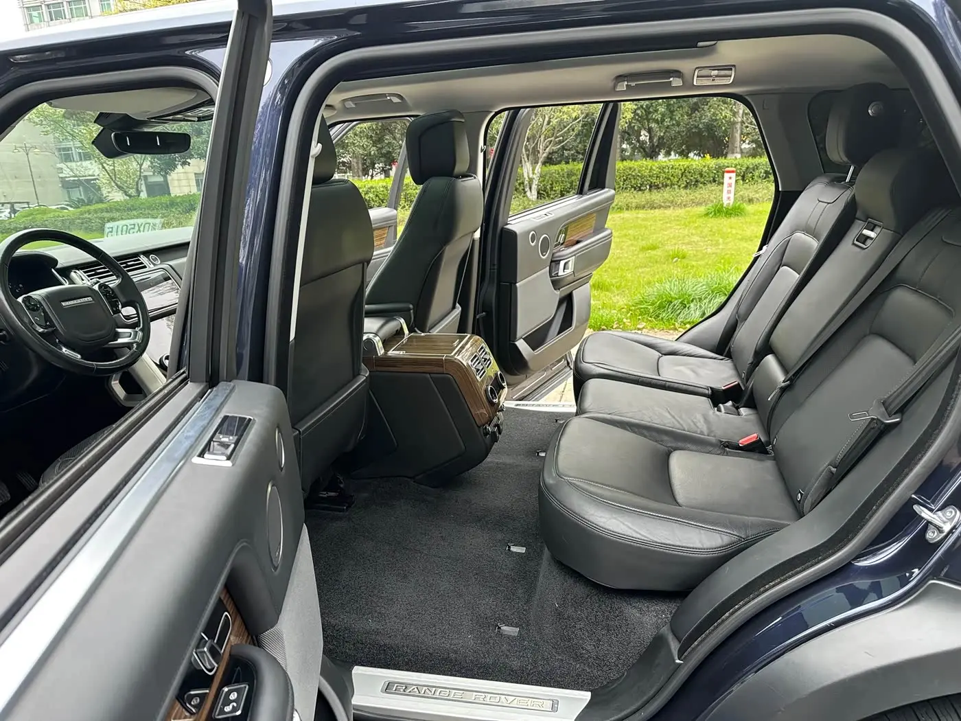 Land Rover Range Rover 2018 — Photo 7/9