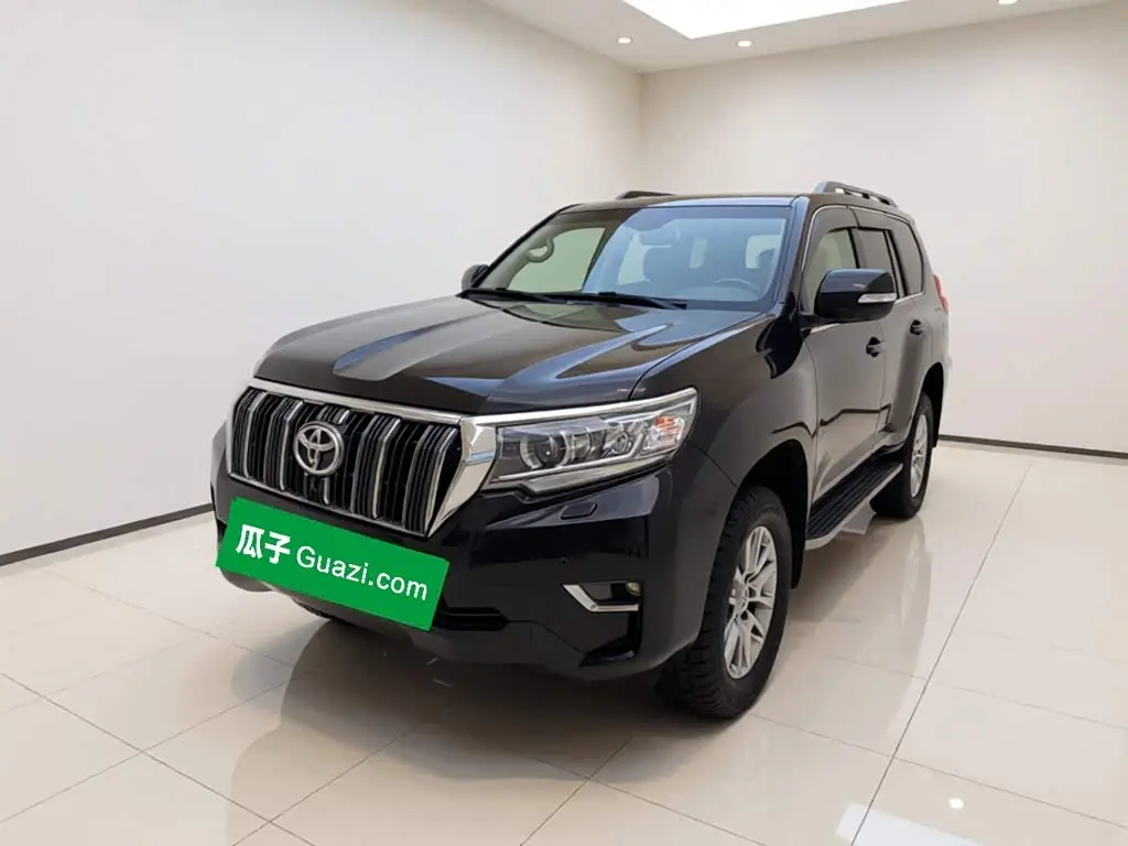 Toyota Prado 2018 — Photo 1/20