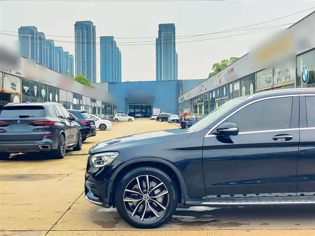 Mercedes-Benz GLC 2020 — Photo 14/20