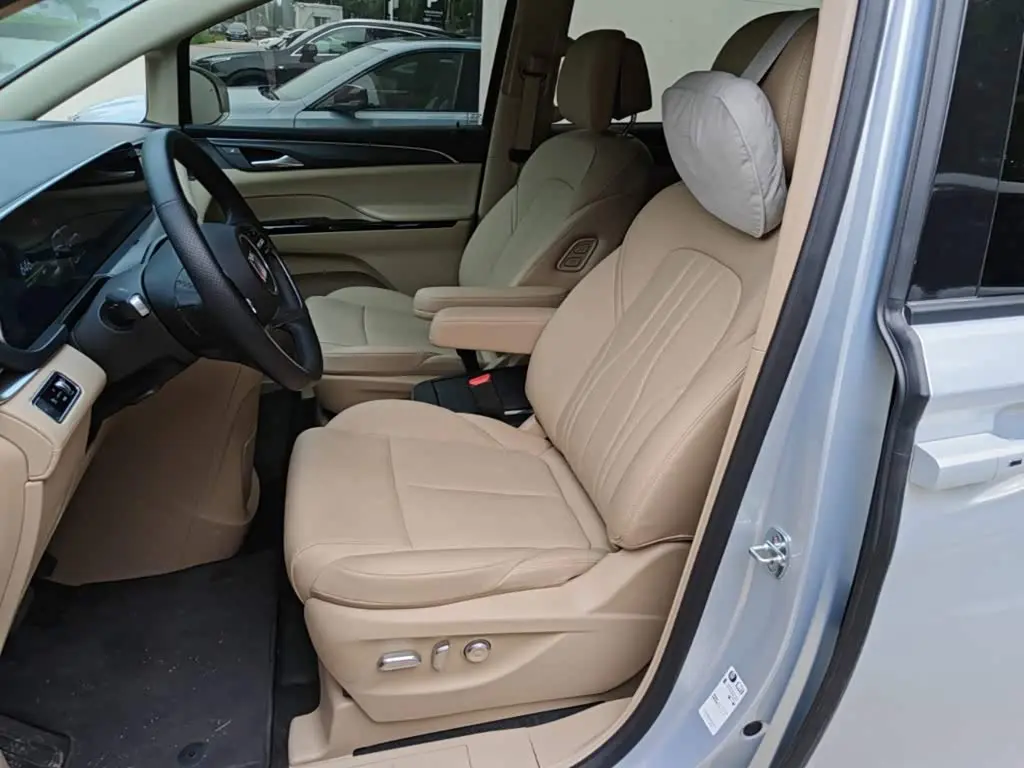 Buick GL8 New Energy 2025 — Photo 11/20