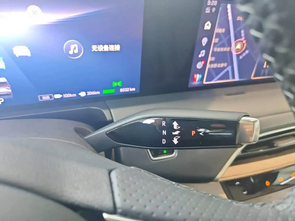 Buick GL8 New Energy 2025 — Photo 14/20