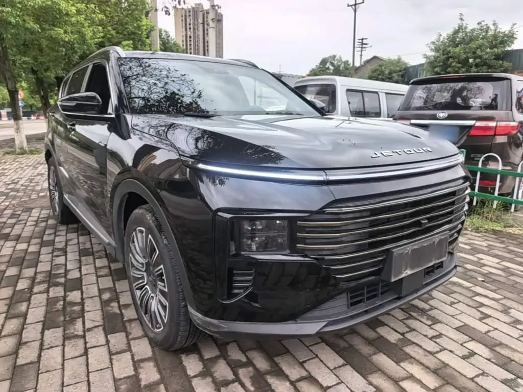 Jetour X70 PLUS 2024 — Photo 4/20