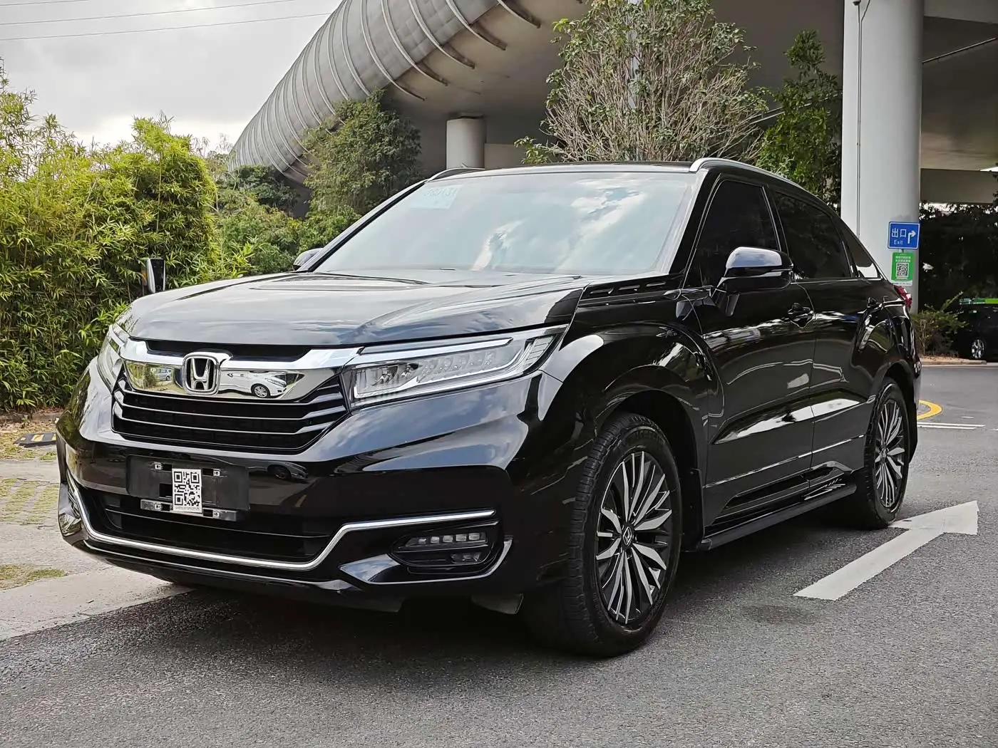 Honda Avancier 2023 — Photo 1/17