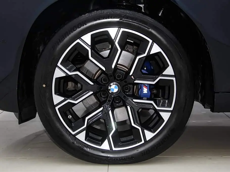 BMW X3 2025 — Фото 12/20