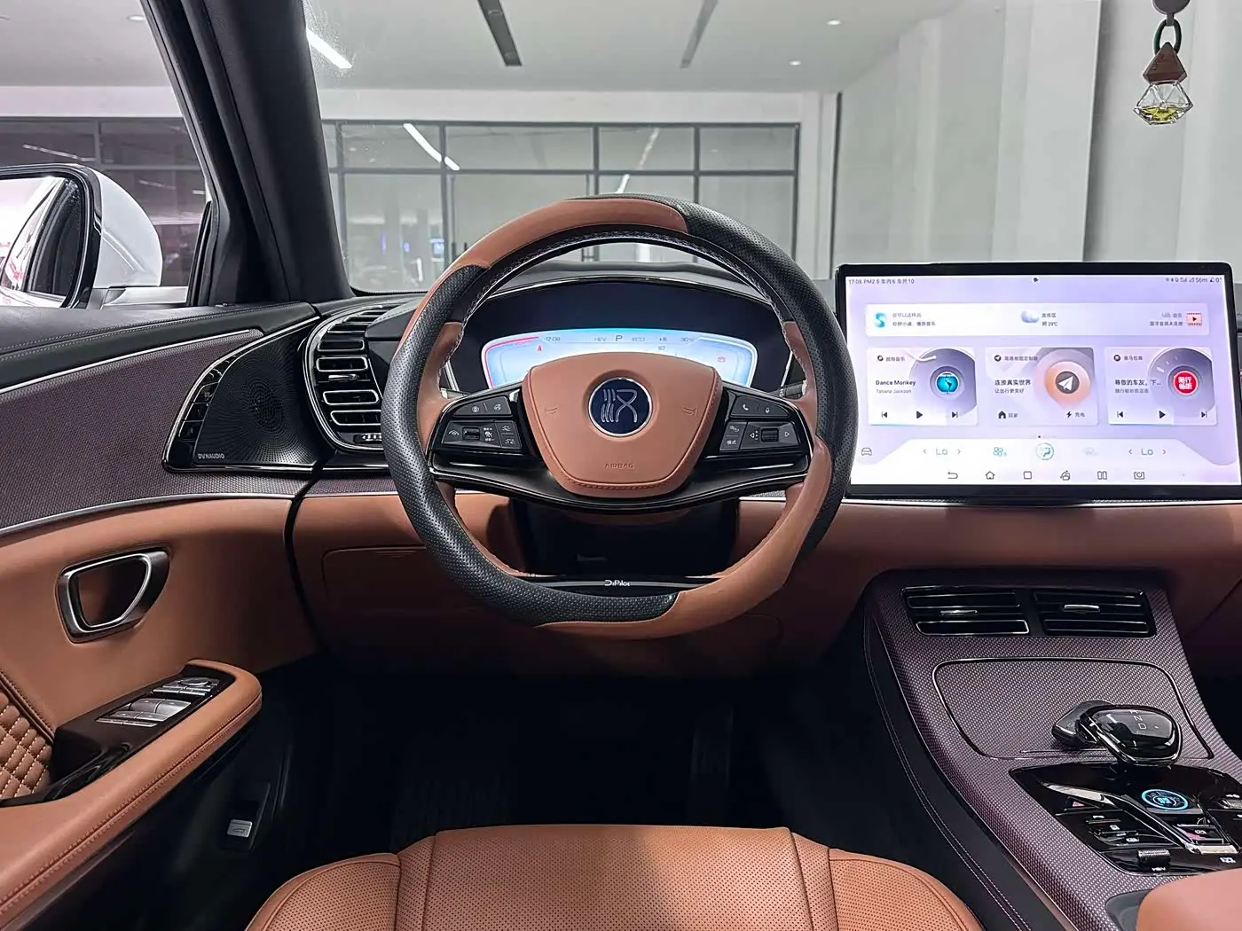 BYD Han 2022 — Photo 6/14