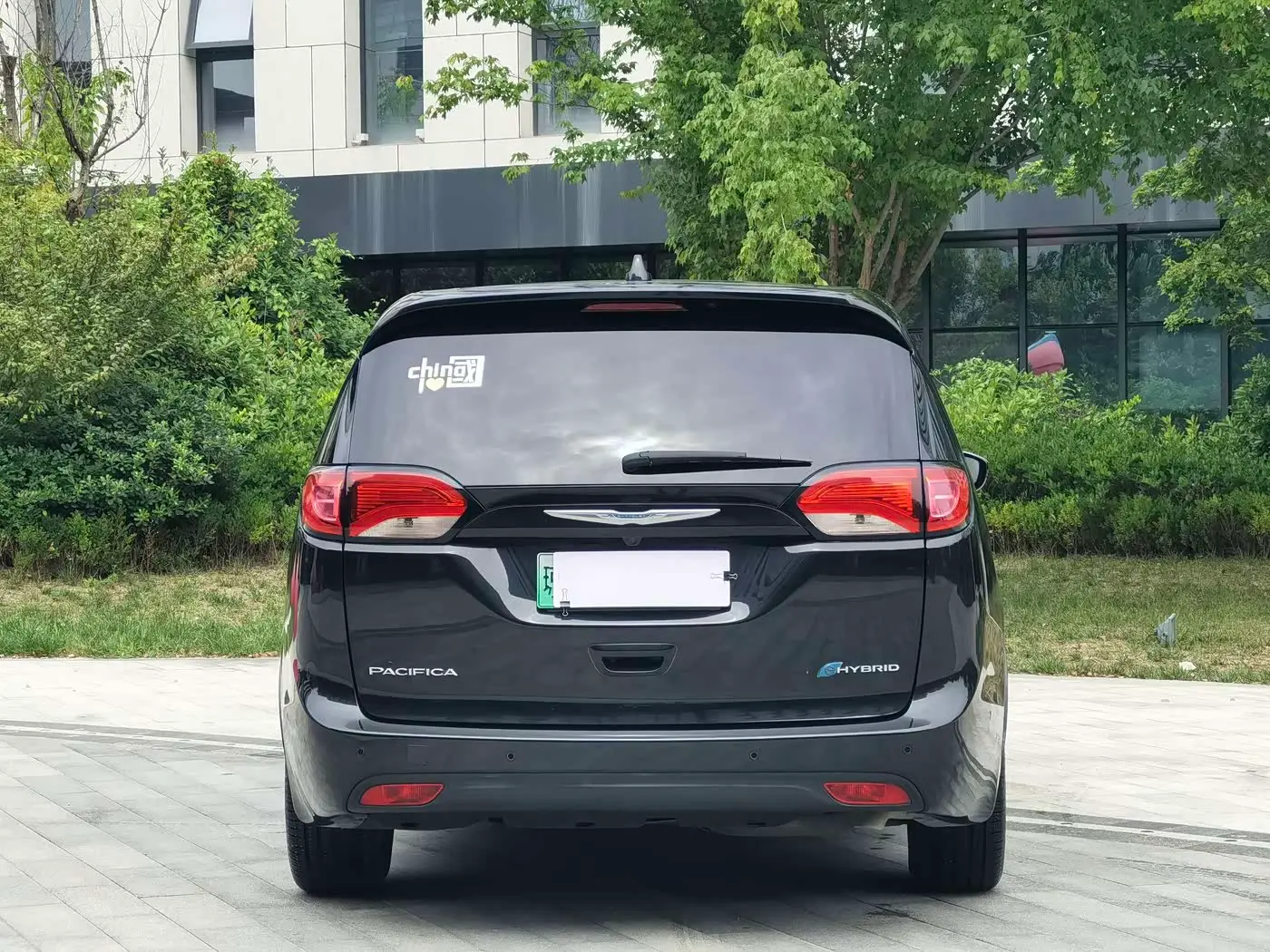 Chrysler Grand Caravan PHEV 2020 — Photo 6/19