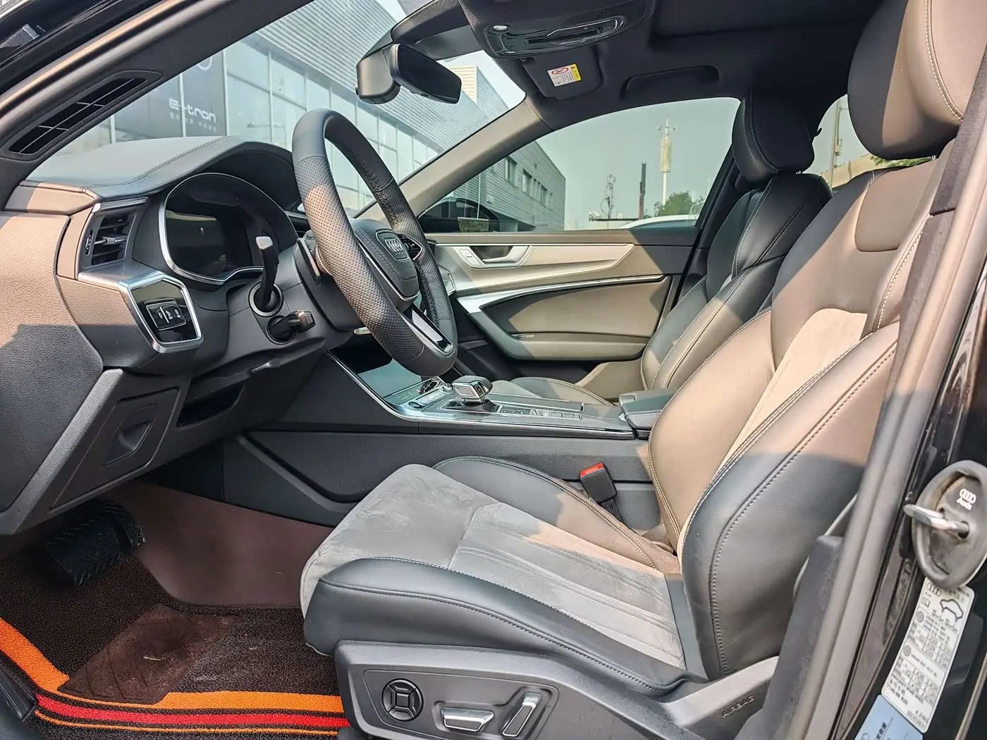 Audi A6L 2024 — Photo 7/9