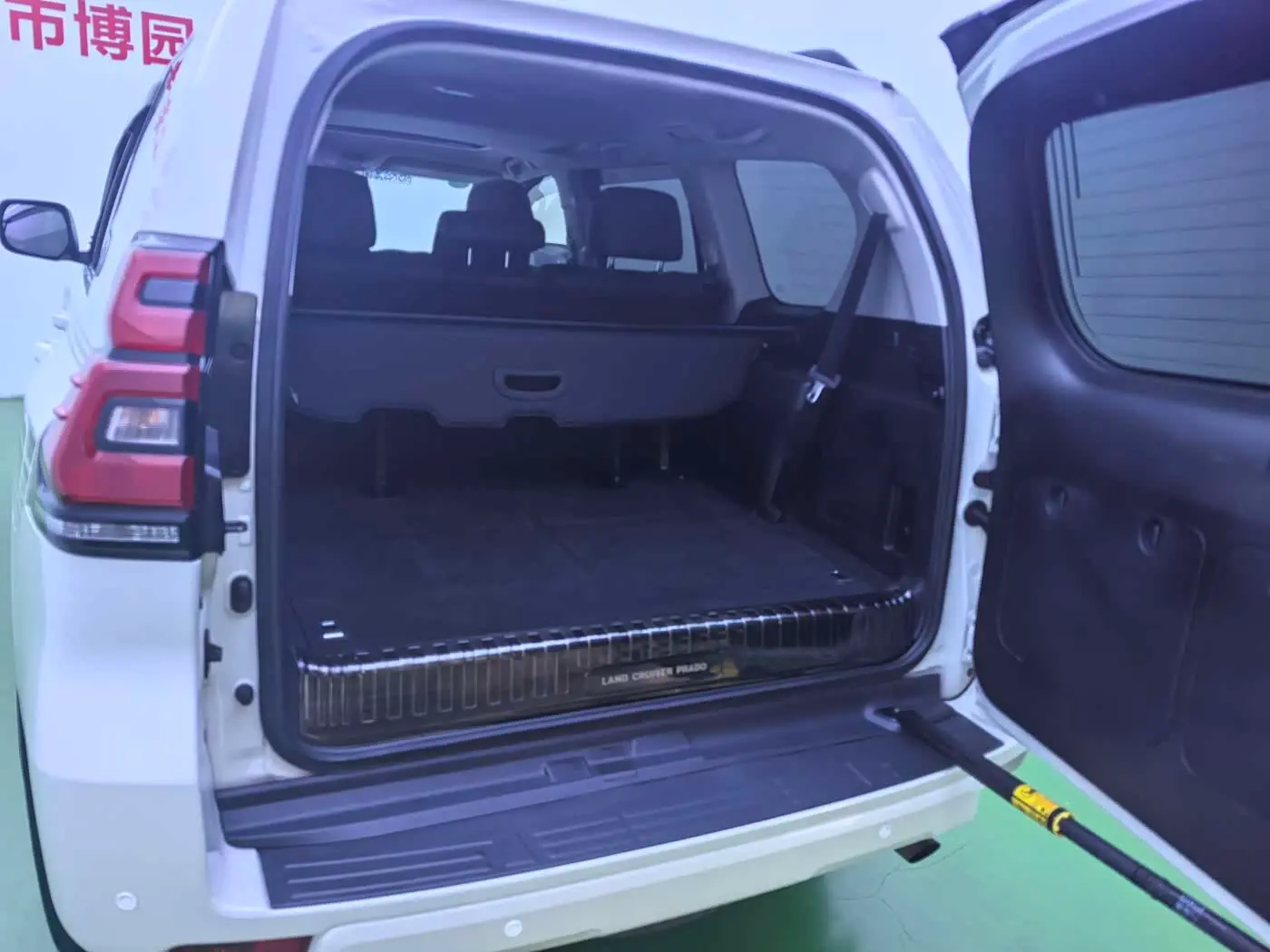 Toyota Prado 2018 — Фото 16/17